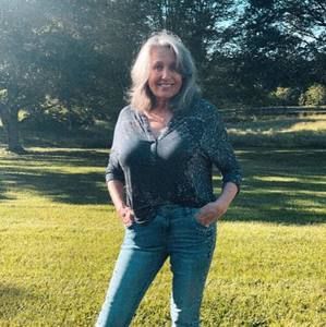 Meet your Posher, Pamela